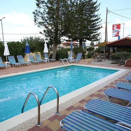 Kiriakos Aparthotel 3*